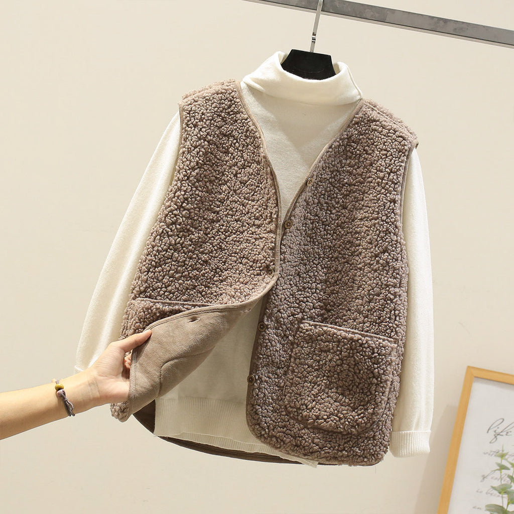 Brynne - Faux Lamb Button Gilet