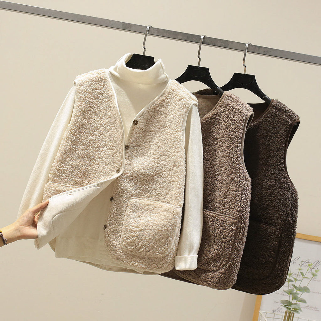 Brynne - Faux Lamb Button Gilet