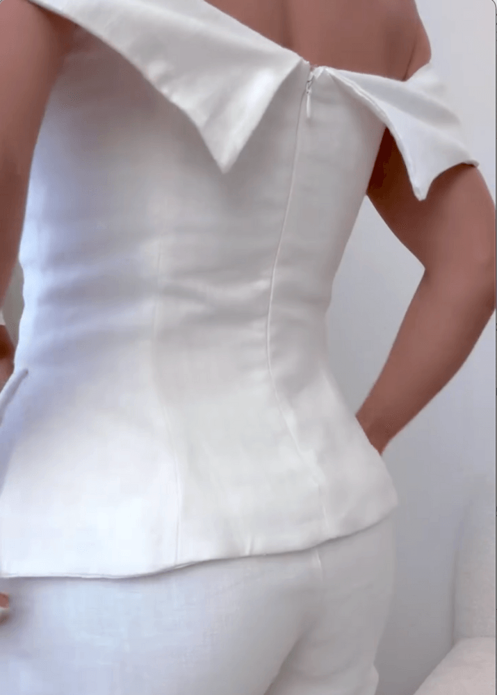 Women's Two-Piece Clothing Set with Cropped Top and Pants