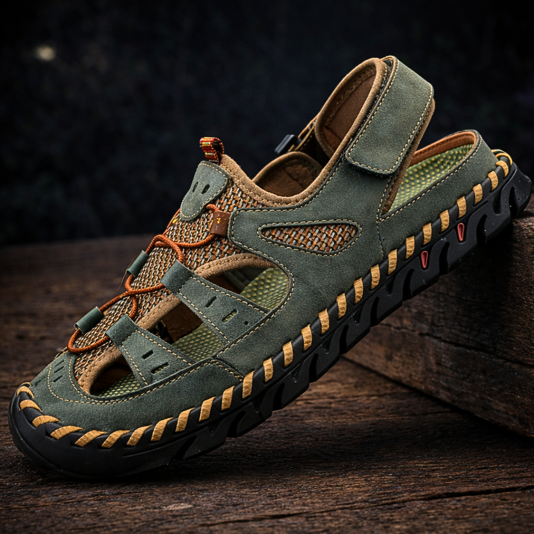 Men's Outdoor Walking Sandals with Closed Toe