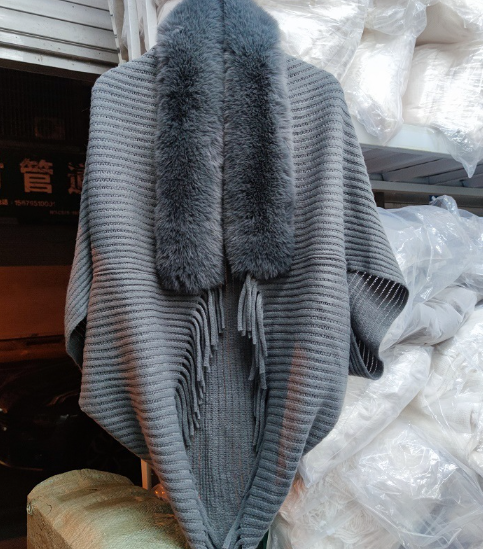 Women's Faux Rabbit Fur Cardigan, Spacious One-Size Design